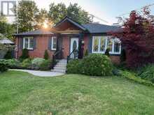 2105 MAPLEWOOD DRIVE | Burlington Ontario | Slide Image Four