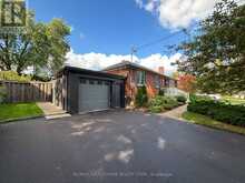 2105 MAPLEWOOD DRIVE | Burlington Ontario | Slide Image Seven