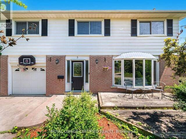 5 STOCKMAN CRESCENT Halton Hills Ontario, L7G 1J5 - 5 Bedrooms Home For Sale