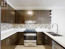 224 ASPENWOOD DRIVE | Newmarket Ontario | Slide Image Twelve