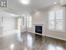 224 ASPENWOOD DRIVE | Newmarket Ontario | Slide Image Eight