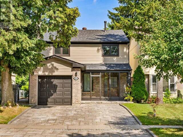 184 CASTLE ROCK DRIVE Richmond Hill Ontario, L4C 5H6 - 3 Bedrooms Home For Sale