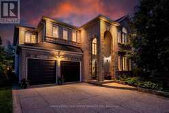 2249 GLAZEBROOK CIRCLE | Oakville Ontario | Slide Image Five