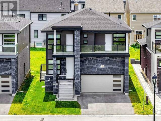 86 - 121 SEBASTIAN STREET The Blue Mountains Ontario, N0H 1J0 - 5 Bedrooms Home For Sale