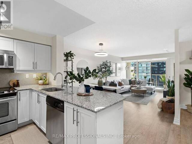 909 - 125 WESTERN BATTERY ROAD Toronto Ontario, M6K 3R8 - 2 Bedrooms Condo For Sale