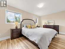 12 ELDERBROOK CRESCENT | Vaughan Ontario | Slide Image Fifteen