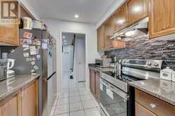 911 GOLDEN FARMER WAY | Mississauga Ontario | Slide Image Twelve