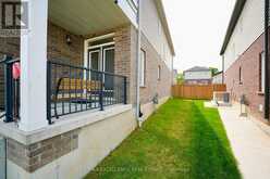 2443 BENNETT CROSS | London Ontario | Slide Image Thirty-seven
