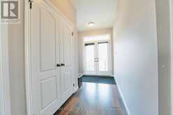 2443 BENNETT CROSS | London Ontario | Slide Image Seven