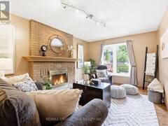 4 MARTINET STREET Whitby Ontario, L1N 8K8