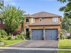 4 MARTINET STREET Whitby Ontario, L1N 8K8