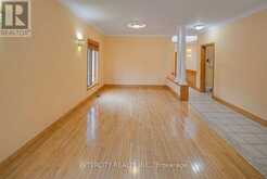 42 OAK AVENUE | Richmond Hill Ontario | Slide Image Ten
