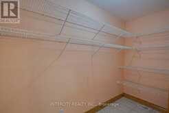 42 OAK AVENUE | Richmond Hill Ontario | Slide Image Twelve