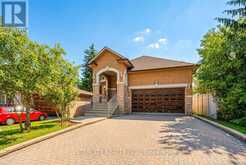 42 OAK AVENUE | Richmond Hill Ontario | Slide Image Two
