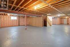 42 OAK AVENUE | Richmond Hill Ontario | Slide Image Thirty