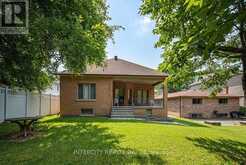42 OAK AVENUE | Richmond Hill Ontario | Slide Image Thirty-nine