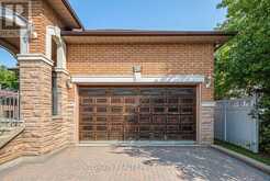 42 OAK AVENUE | Richmond Hill Ontario | Slide Image Four