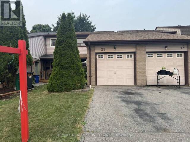 23 SCOTTSDALE COURT Brampton Ontario, L6W 3R8 - 3 Bedrooms Home For Sale