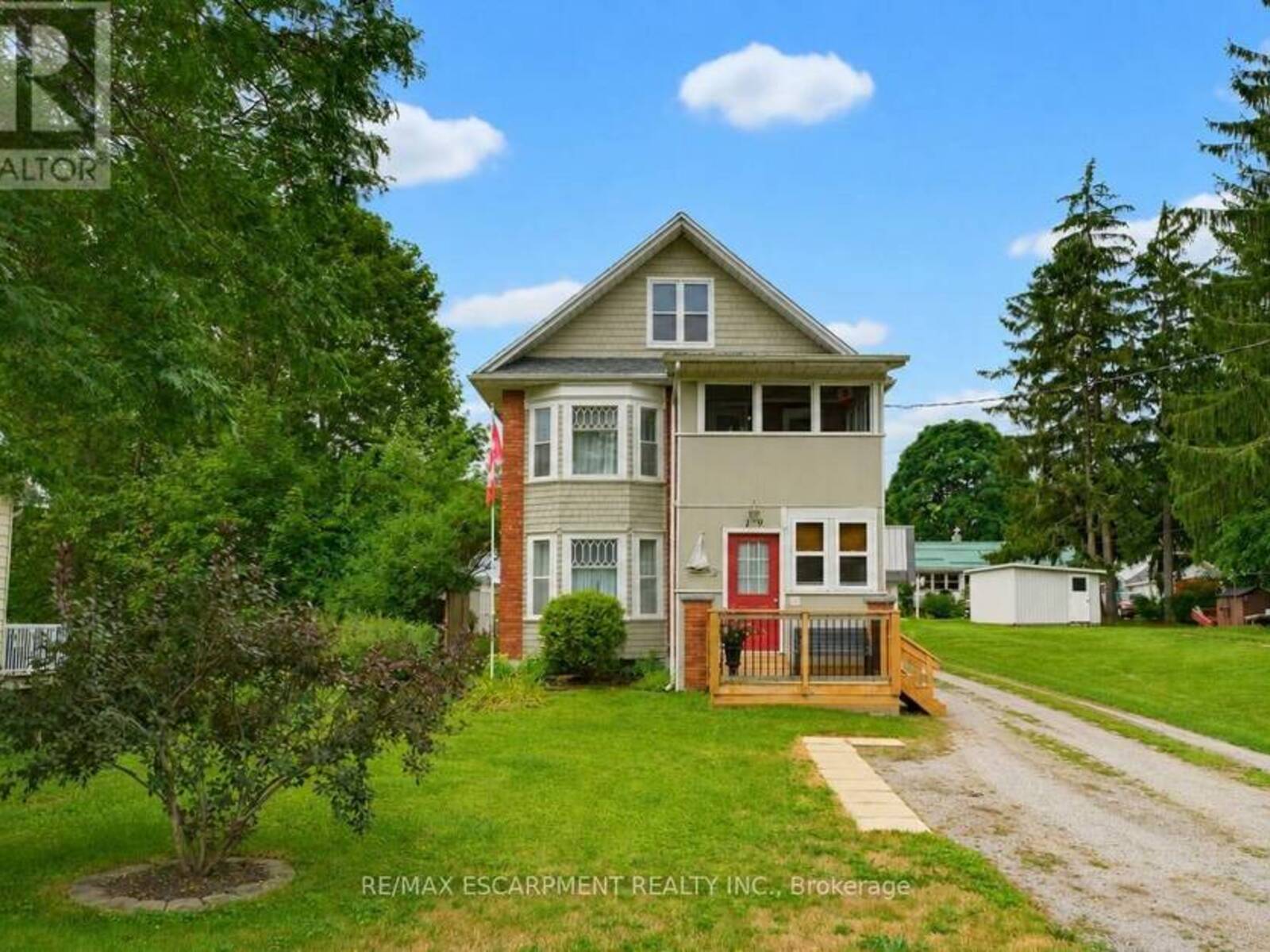 19 FIRST AVENUE, Port Dover, Ontario N0A 1N0