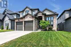 333 MASTERS DRIVE | Woodstock Ontario | Slide Image Three