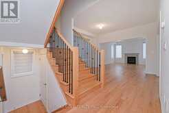 1345 DAVIS LOOP | Innisfil Ontario | Slide Image Six