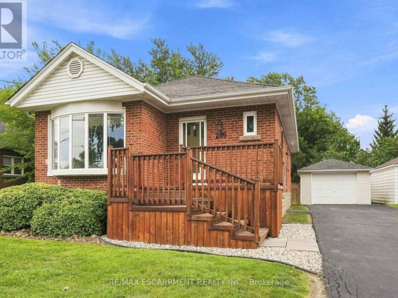 299 WEST 5TH STREET, Hamilton, Ontario L9C 3P2