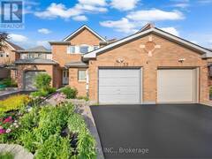 33 HEAVER DRIVE Whitby Ontario, L1N 8X2