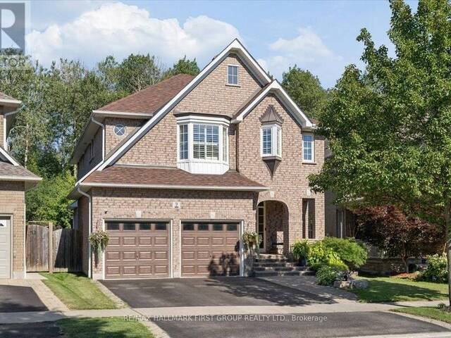 9 PEBBLEBROOK CRESCENT Whitby Ontario, L1R 3P4 - 4 Bedrooms Home For Sale