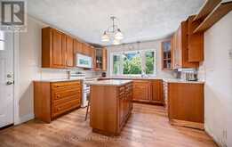 1558 BROADMOOR AVENUE | Mississauga Ontario | Slide Image Thirteen