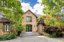 27 WALNUT GLEN PLACE | Markham Ontario | Slide Image One