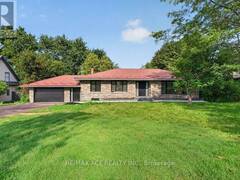 11 FAIRCROFT BOULEVARD Toronto Ontario, M1N 2W9