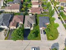 101 LION'S GATE BOULEVARD | Barrie Ontario | Slide Image Forty-five