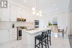 1320 ANTHONIA TRAIL | Oakville Ontario | Slide Image Ten