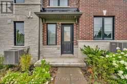 1443 NATIONAL COMMON | Burlington Ontario | Slide Image Forty-two