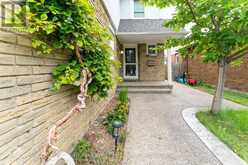 3098 DRIFTWOOD DRIVE | Burlington Ontario | Slide Image Five