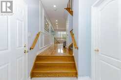 60 BUSHMILL CIRCLE | Brampton Ontario | Slide Image Nine