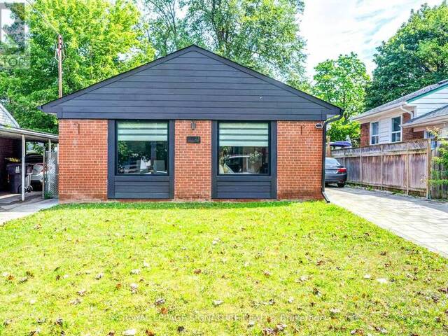 23 DENHAM ROAD Toronto Ontario, M1P 1W5 - 5 Bedrooms Home For Sale