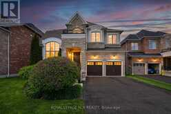 19 EMERALD HEIGHTS DRIVE | Whitchurch-Stouffville Ontario | Slide Image Three