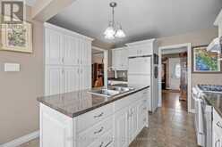 96 LANGFORD DRIVE | Lucan Biddulph Ontario | Slide Image Five