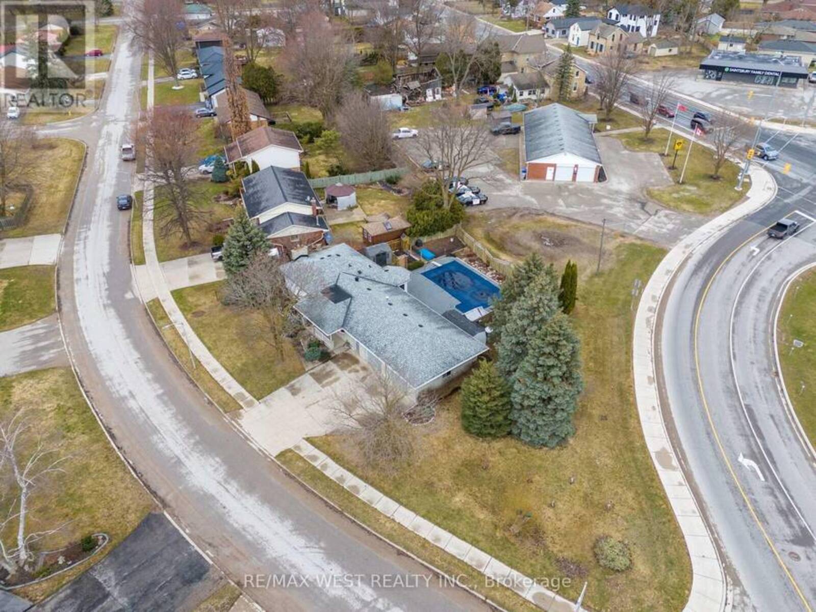96 LANGFORD DRIVE, Lucan Biddulph, Ontario N0M 2J0