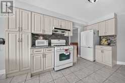 42 HILLGARDEN DRIVE | Hamilton Ontario | Slide Image Sixteen
