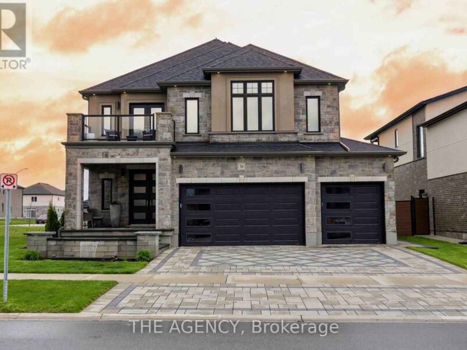 76 GRANDVILLE CIRCLE, Paris, Ontario N3L 0J5