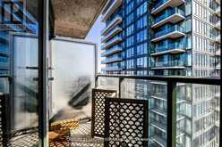 3812 - 115 BLUE JAYS WAY | Toronto Ontario | Slide Image Thirty