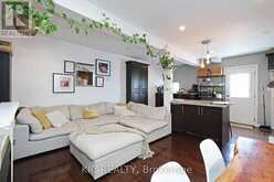 20 ASHDALE AVENUE | Toronto Ontario | Slide Image Thirteen