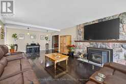 39 HIGHFIELD CRESCENT | Georgina Ontario | Slide Image Twelve
