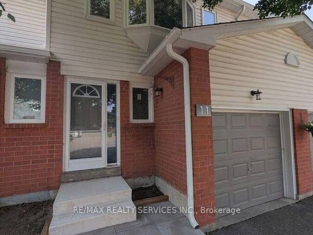 11 BEVERLY LANE Halton Hills Ontario, L7G 5L7 - 4 Bedrooms Condo For Sale