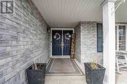 39 STONEMOUNT CRESCENT | Angus Ontario | Slide Image Four