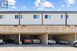 58 - 158 MILESTONE CRESCENT | Aurora Ontario | Slide Image Two