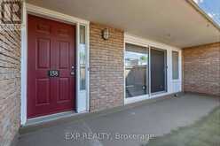 58 - 158 MILESTONE CRESCENT | Aurora Ontario | Slide Image Five