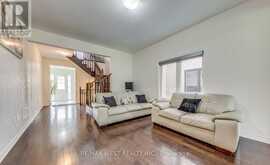 286 DANNY WHEELER BOULEVARD | Georgina Ontario | Slide Image Six
